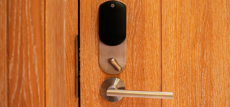 Automatic Locking Door Knob Rocklin